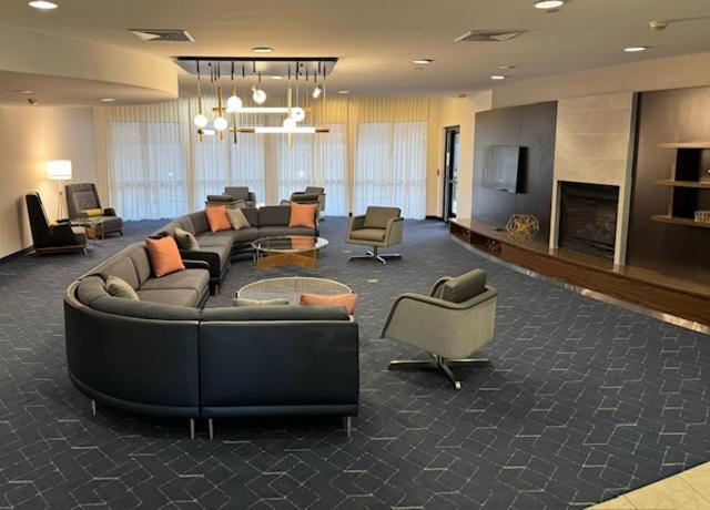 Courtyard By Marriott Kingston Otel Dış mekan fotoğraf