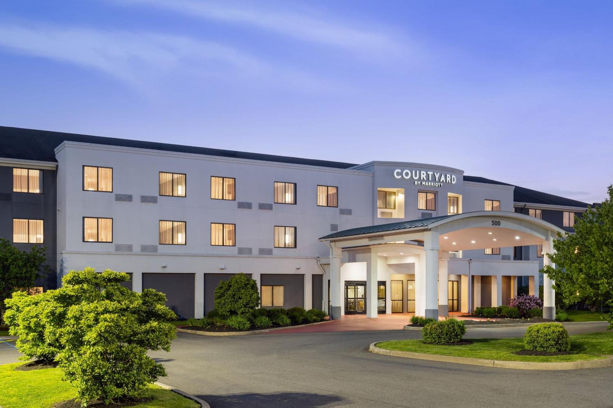 Courtyard By Marriott Kingston Otel Dış mekan fotoğraf